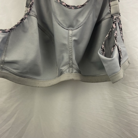 Glamorise Women's 46F No-Bounce Camisole Sports Bra Gray #1066 - Picture 8 of 9